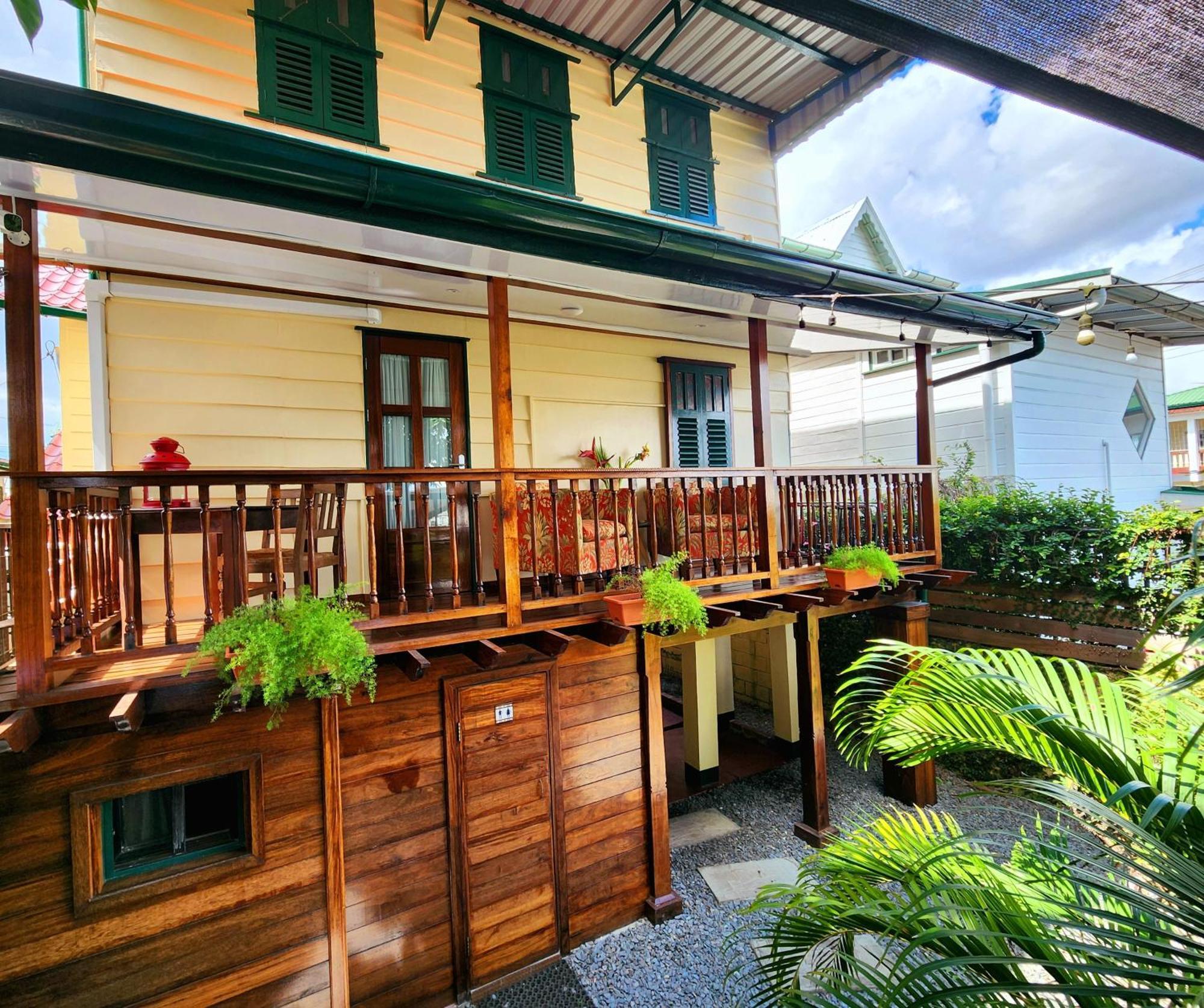 Prins Hendrik Suites Paramaribo Exterior foto