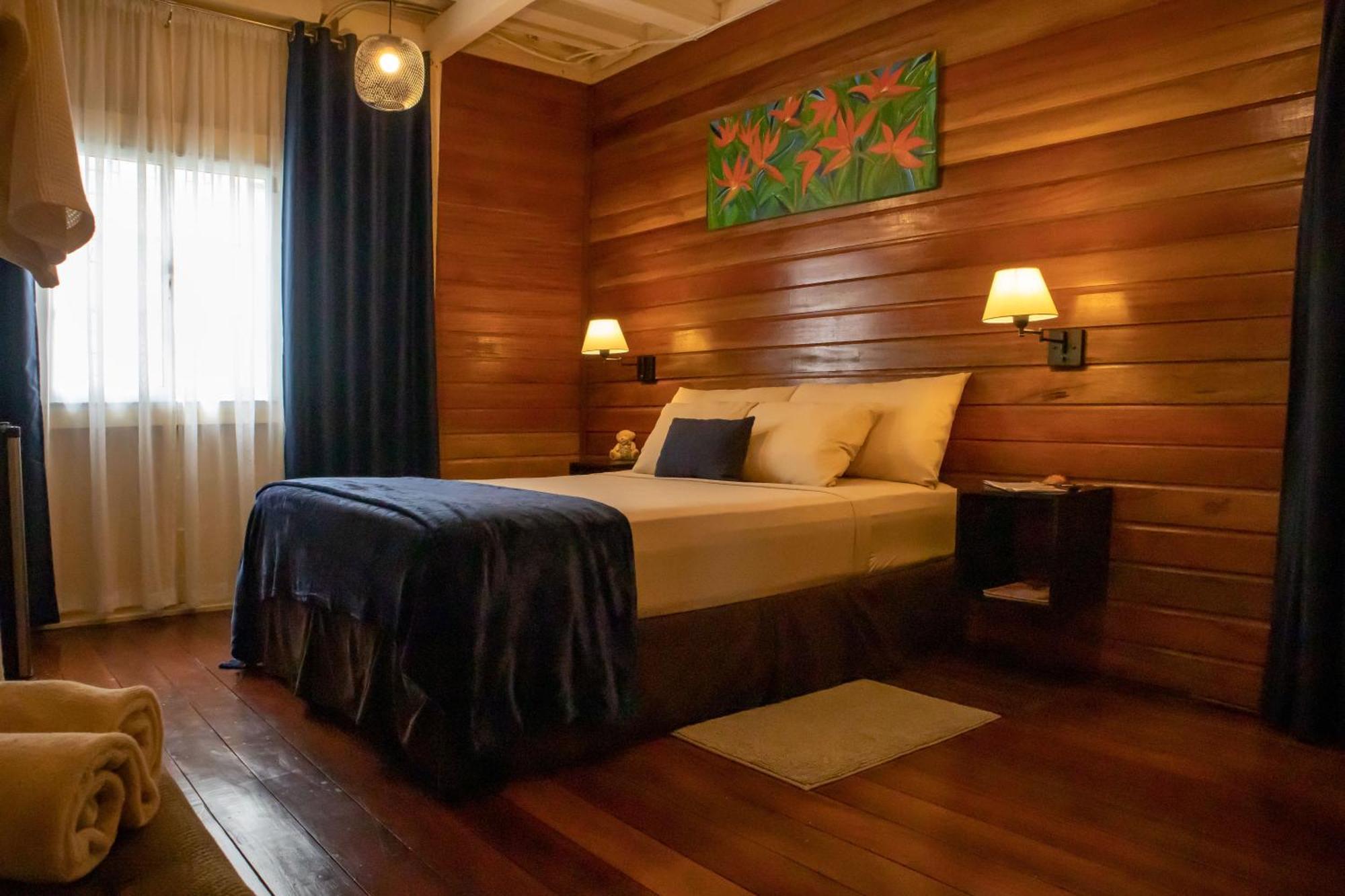 Prins Hendrik Suites Paramaribo Exterior foto