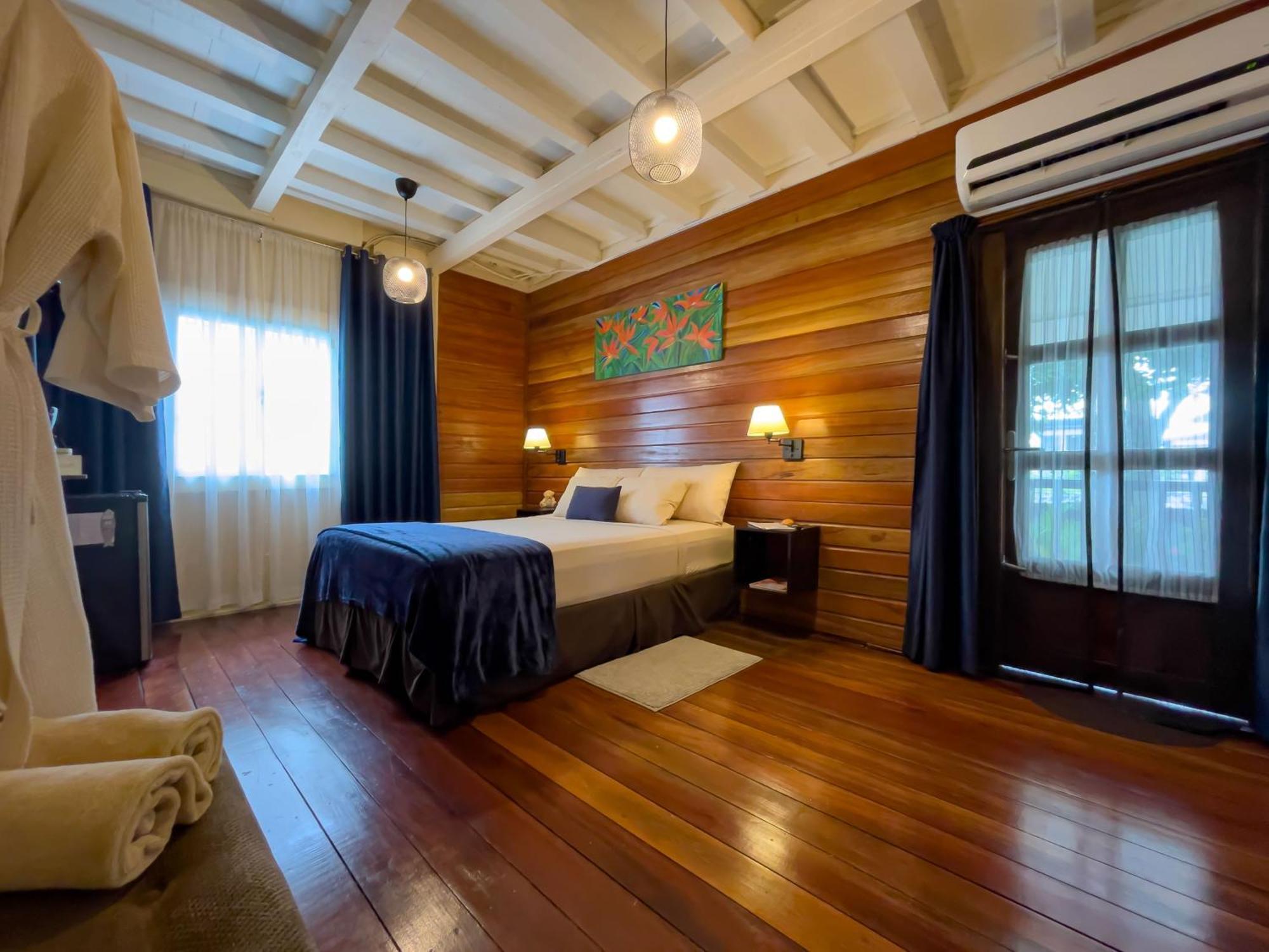 Prins Hendrik Suites Paramaribo Exterior foto